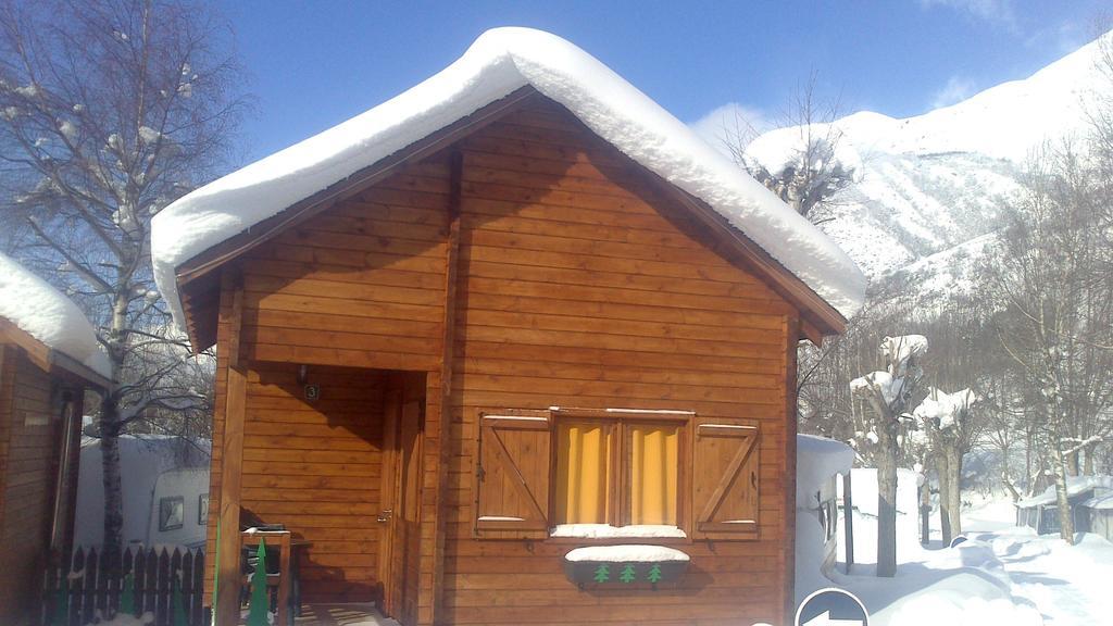 Camping Era Yerla D'Arties Exterior photo