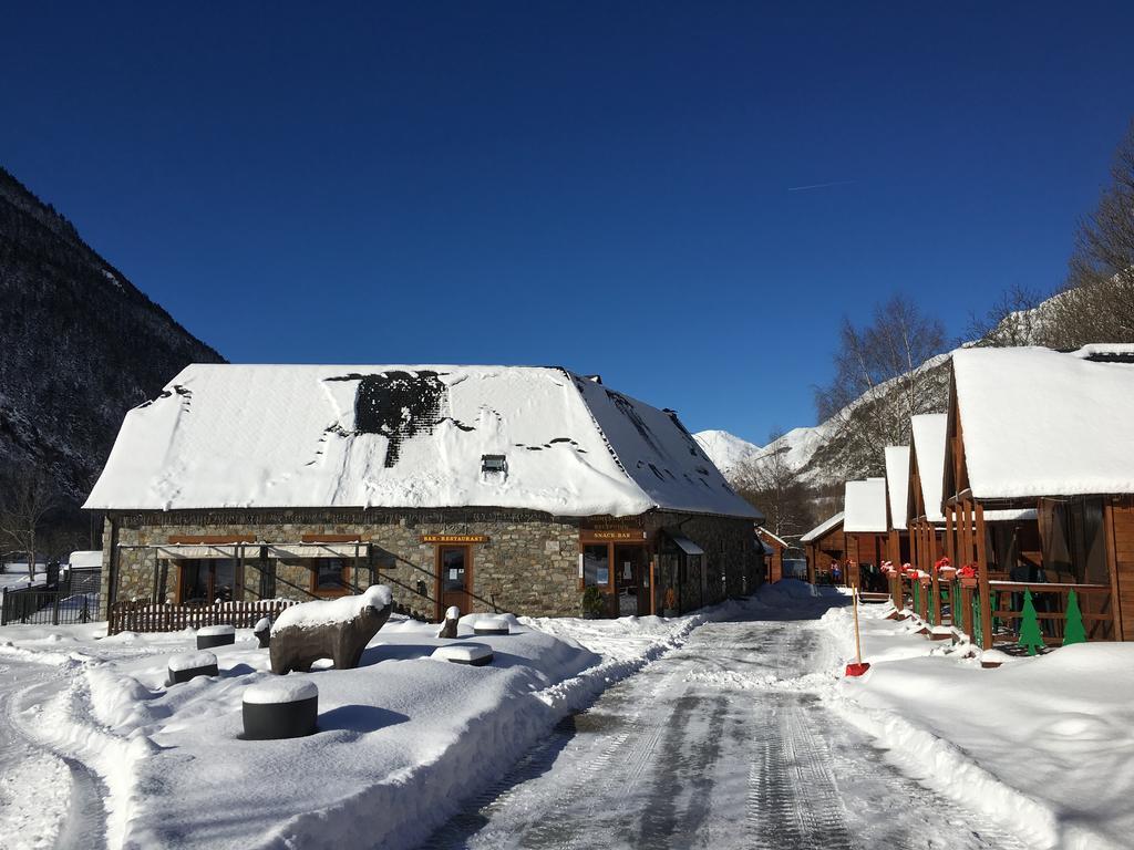 Camping Era Yerla D'Arties Exterior photo